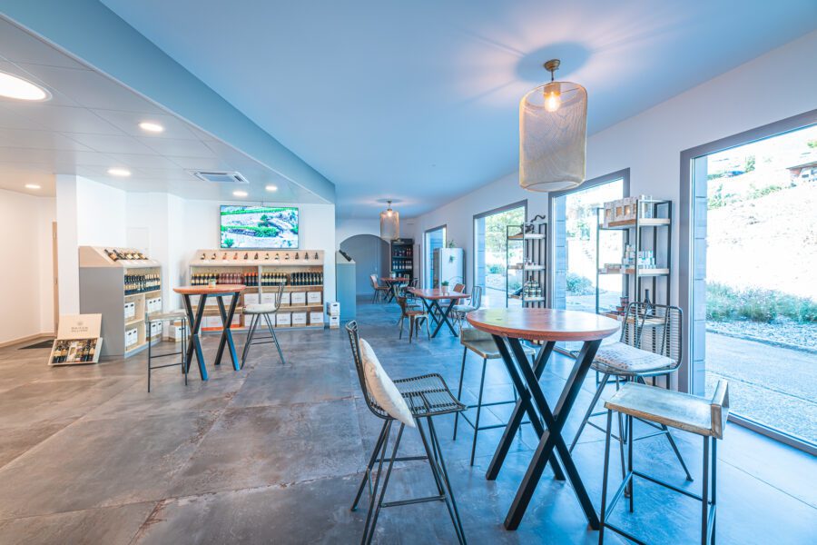 Découvrez notre nouvel espace de dégustation où notre personnel se...