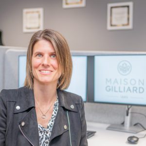 Person - Esther Debons